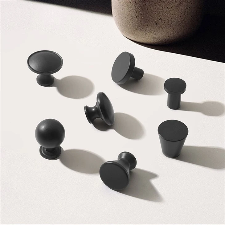 cabinet knobs & pulls (2)